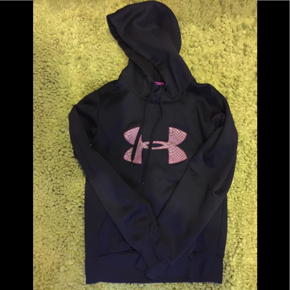 Under Armour Sweatshirt